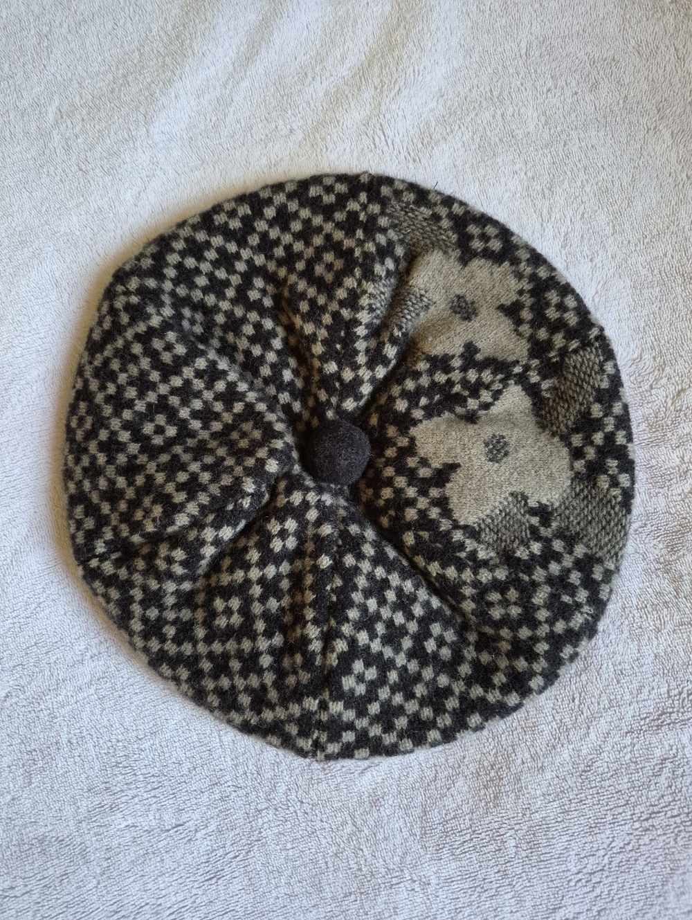 Gudrun Sjoden Nova Scotia Wool Beret - Picture 3 of 7